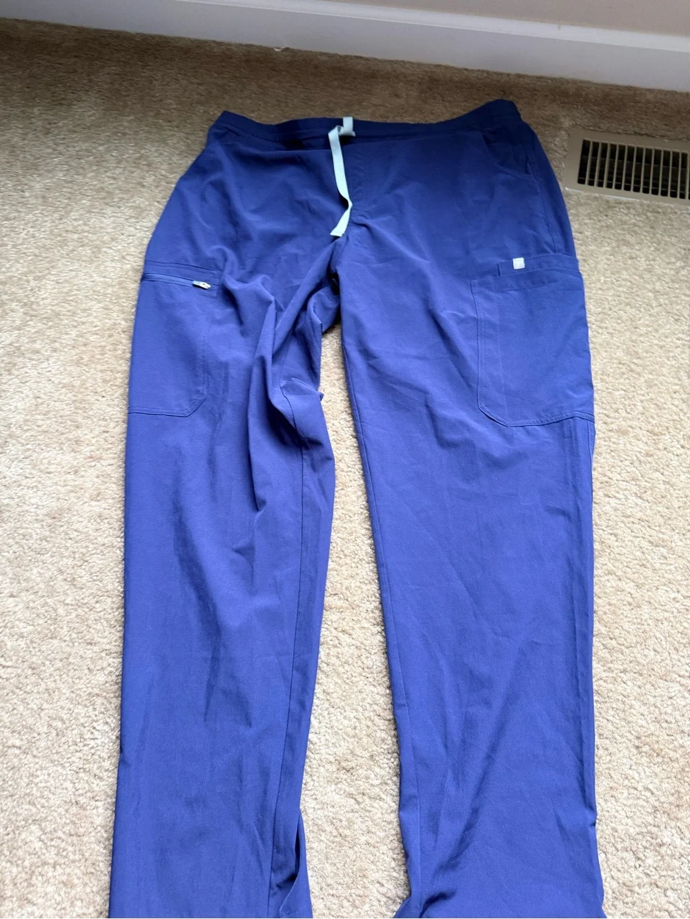 NWT FIGS Yola Fionlite scrub pants Navy blue women’s sz xl